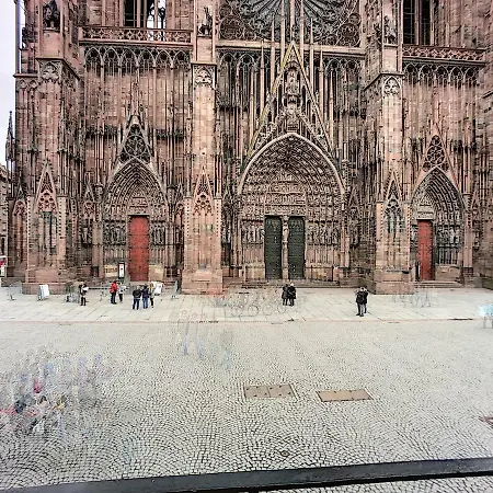 Apartment 10 Place De La Cathedrale Strasbourg